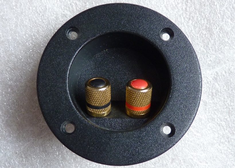 lowestoft stereo Mordaunt Short MS302 Terminals Image 3